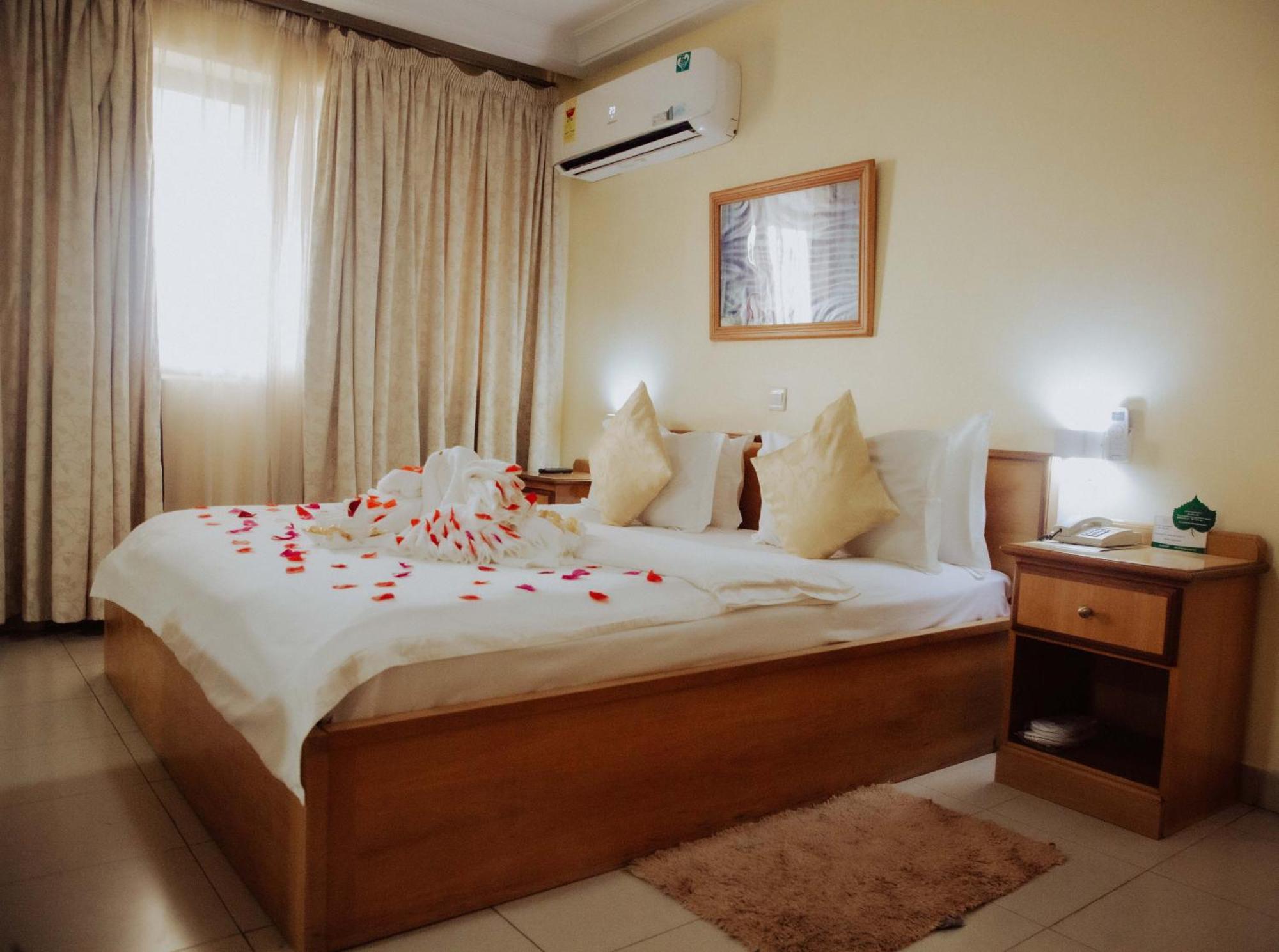 Hotel Marjorie 'Y' Тема Экстерьер фото
