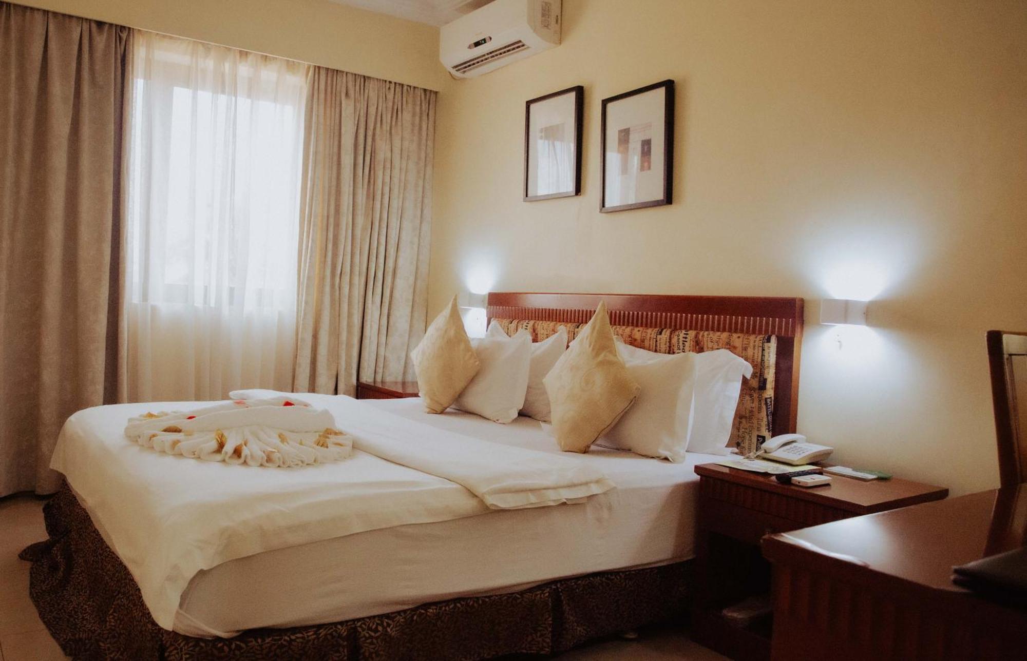 Hotel Marjorie 'Y' Тема Экстерьер фото